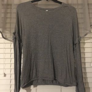 Gilligan & O’Malley gray top